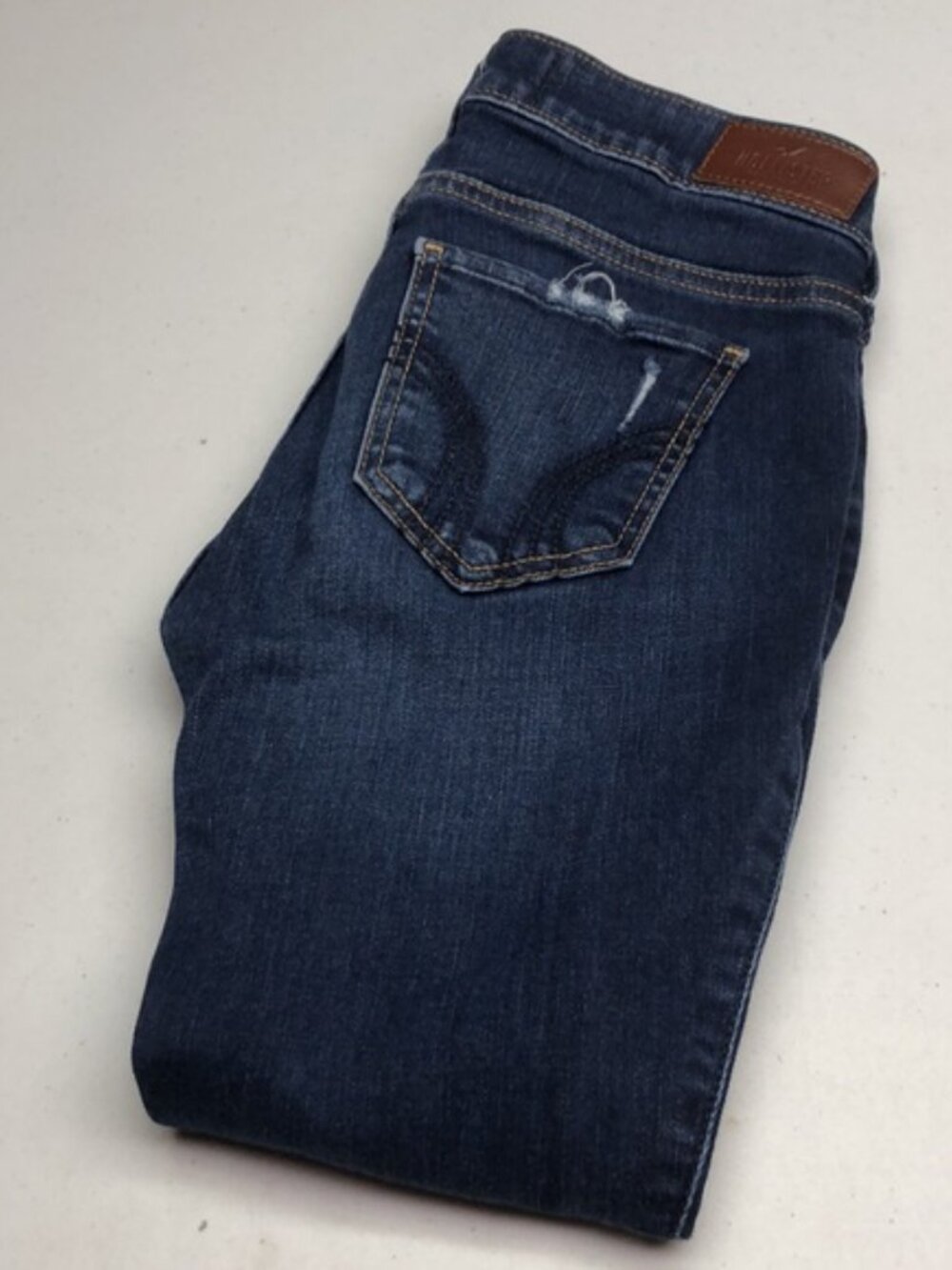 HOLLISTER SUPER SKINNY JEANS 00/24x30 ⭐️